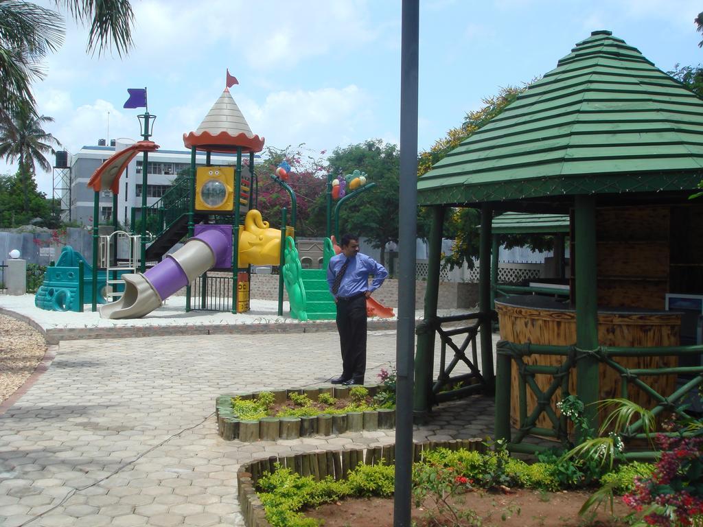 Blue Pearl Hotel & Apartments Dar es Salaam Ngoại thất bức ảnh