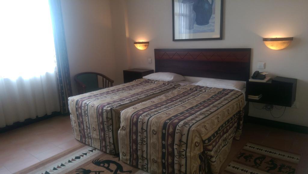 Blue Pearl Hotel & Apartments Dar es Salaam Ngoại thất bức ảnh