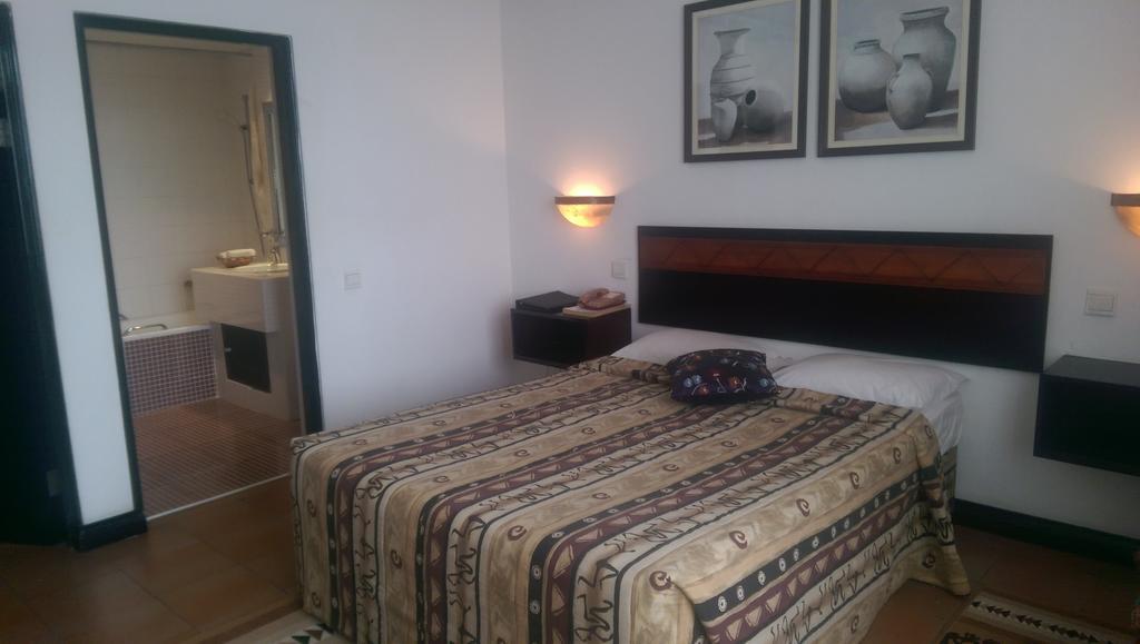 Blue Pearl Hotel & Apartments Dar es Salaam Ngoại thất bức ảnh