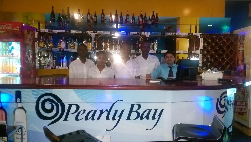 Blue Pearl Hotel & Apartments Dar es Salaam Ngoại thất bức ảnh