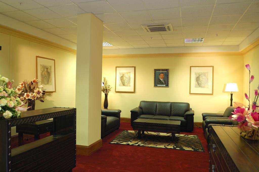 Blue Pearl Hotel & Apartments Dar es Salaam Ngoại thất bức ảnh