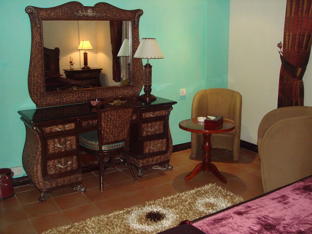 Blue Pearl Hotel & Apartments Dar es Salaam Ngoại thất bức ảnh
